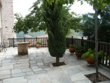 Терасса в стенах монастыря