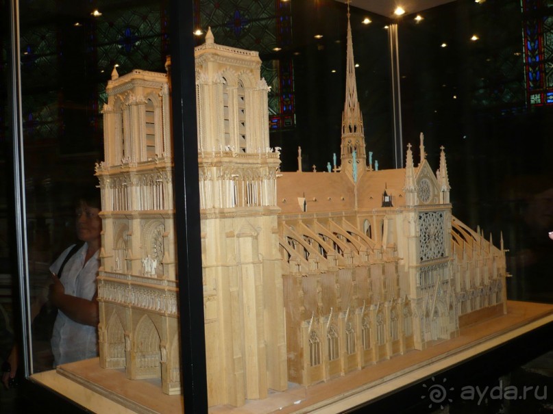 В целом же собор можно посмотреть в виде этого макета.