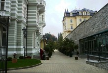 Вид справа от Савоя.