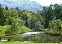Лебединое озеро. Кстати своё «Лебединое озеро» П.И.Чайковский написал именно после посещения здешних мест.