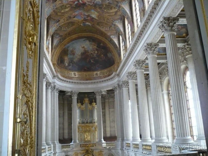 Дворец великолепен.