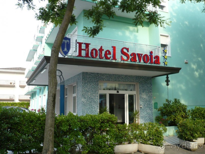 Самый обычный отель в Лидо-де-Изоло. Твердая "трешка". Мы ночевали всего одну ночь. В качестве койки на ночь вполне, но без изысков.