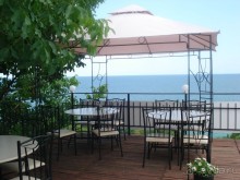 Кафе недалеко от отеля. Снято на веранде второго этажа) Потрясающее место.