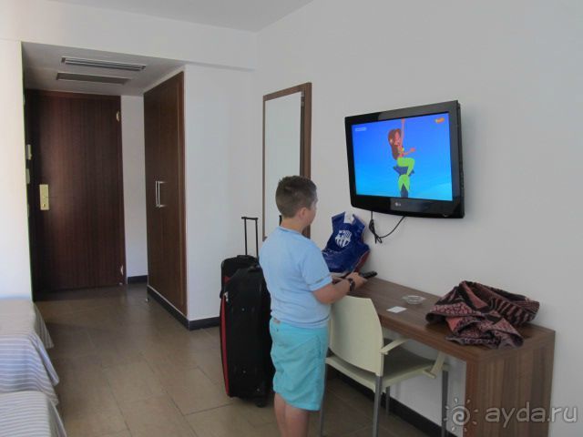 Прошу обратить внимание на то, что отель имеет статус 4 звезды!