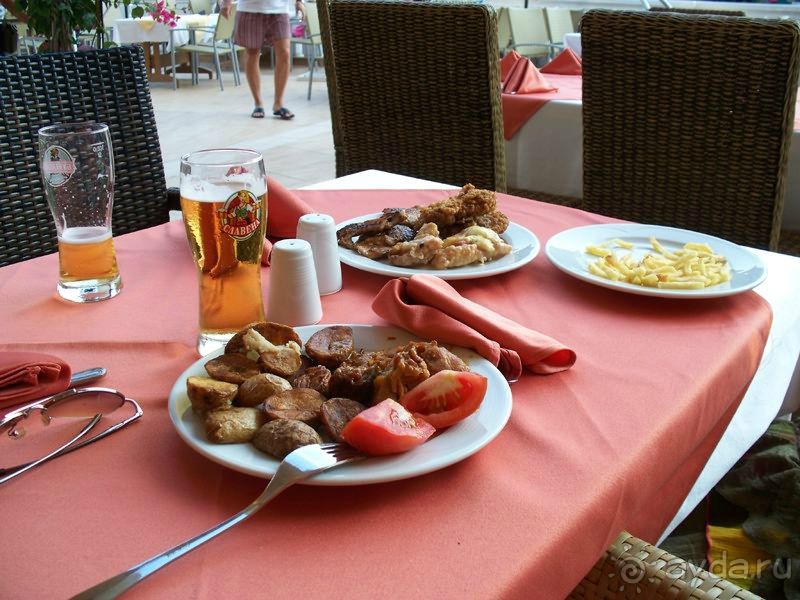 Отдыхом мы остались довольны и, пожалуй, отдохнули бы там еще недельки две =)