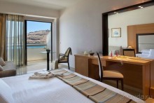 ЗАМЕЧАТЕЛЬНЫЙ ОТЕЛЬ