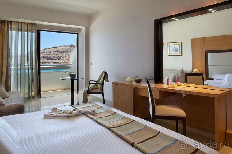 ЗАМЕЧАТЕЛЬНЫЙ ОТЕЛЬ