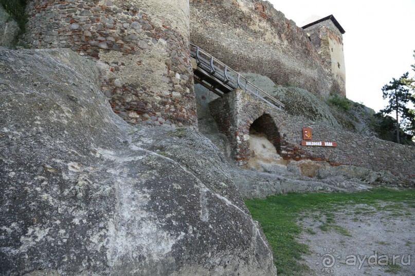 Замок  Boldogkőváralja