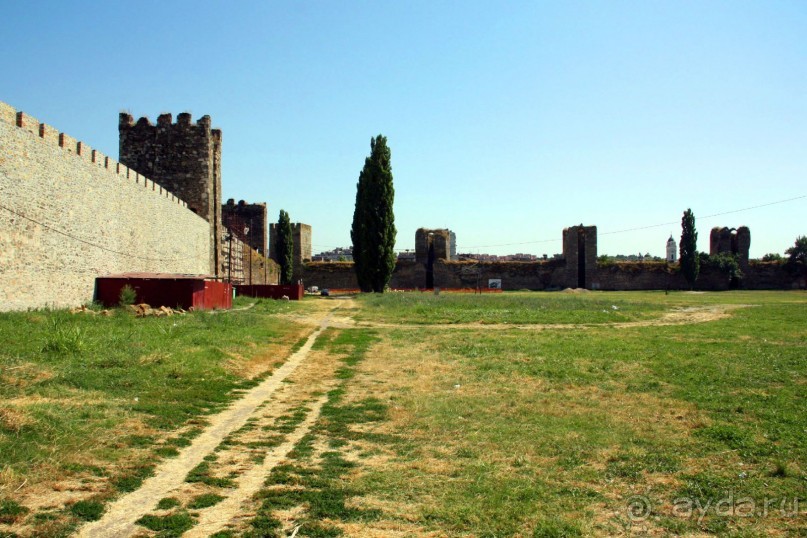 фото Queen's Astoria Design Hotel