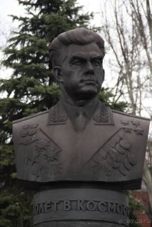 Вышел в степь Донецкую...