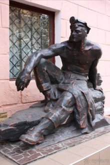 Вышел в степь Донецкую...