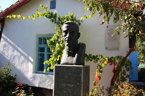 Четвертый месяц лета