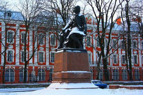 Олени, хаски и Полярный круг