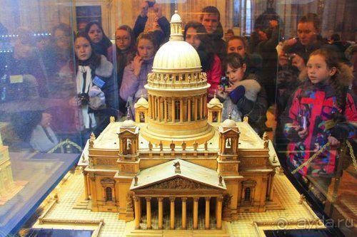 Олени, хаски и Полярный круг