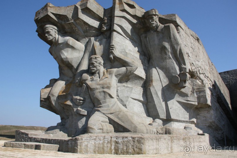 Вдоль Черного моря с заходом в День Дурака, часть 2.