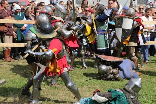 Драконы, замки и пещеры Западной Украины и Восточной Европы