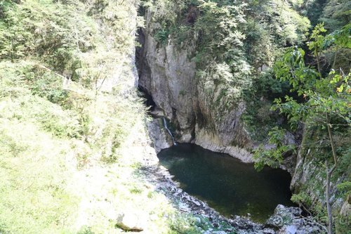 Драконы, замки и пещеры Западной Украины и Восточной Европы