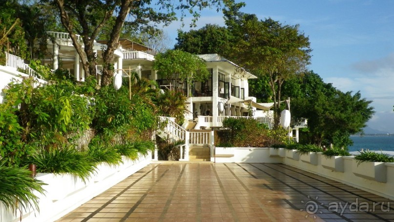 Неоднозначный отель в стиле Дзен и однозначно тянет только на 4*. Смените звездность!!!