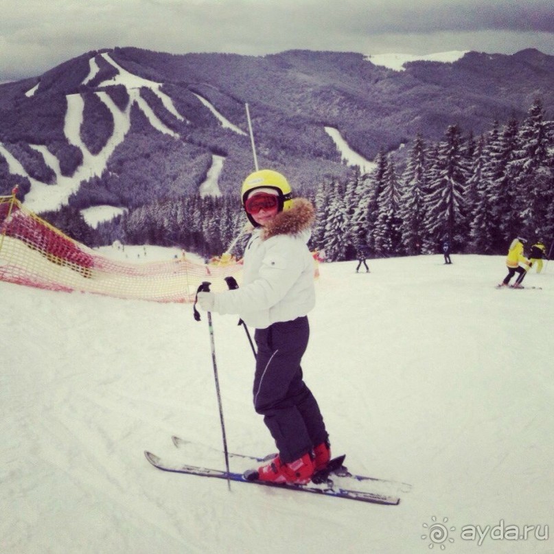 ЭКОНОМ ТУР  в БУКОВЕЛЬ  с 5 по 8 марта. Мужчинам с паспортами РФ можно ! Выезд из Тирасполя  4.03 в 18.00 вечера. Приезд домой 9.03 в 5.00 утра. Отдых полных 4 дня\3 ночи, без дороги. Дорога ночь туда и ночь обратно ! Путевка на 1 чел.  при проживании в номере с телевизором и удобствами на 2-3 номера= 95 дол.,  а в номере (душ, туалет, телевизор) = 115 дол. В стоимость входит : 2-раз. питание завтрак\ужин + все проезды, включая местные + экскурсии + проживание . Научим вас бесплатно кататься на горных лыжах и снимем видео вашего спуска! Прокат лыжного снаряжения 4 дол\сутки за комплект в Тирасполе ! Оплата за 3 дня, а 4-й день бесплатно !  Распродажа горных и беговых лыж и ботинок в Тирасполе ! Лыжи от 25 дол ! (777)99-6-90 \068505993 www.excursion.ucoz.ru. (533)82005 Руководитель группы - опытный экскурсовод  и лыжный инструктор Камнев Юрий Иванович!  https://www.youtube.com/watch?v=_8HNW-sjX7M ,  https://youtu.be/rHA9OrkVXFs                                    