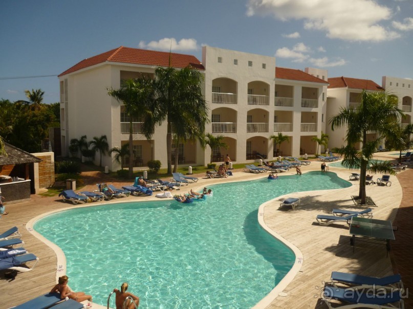 вид с балкона моего номера в отеле