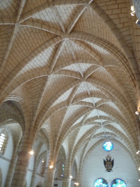Своды собора Непорочной Девы Марии в Санто-Доминго