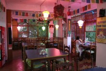 Внутри тибетского ресторана