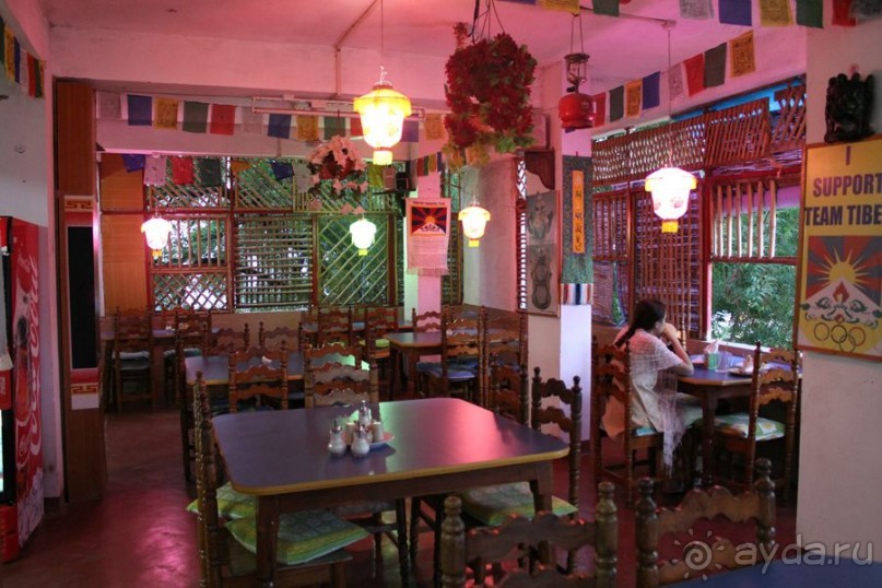 Внутри тибетского ресторана