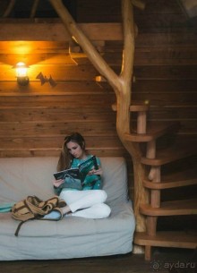 Отдых в необычном домике в горах на берегу реки. Закан