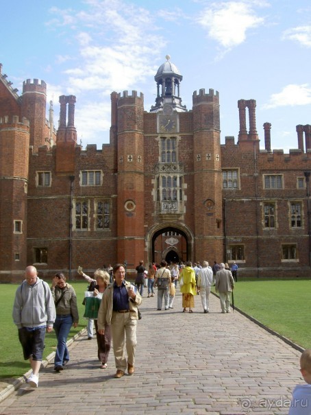 Хэмптон Корт Палас — резиденция Тюдоров