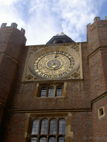 Хэмптон Корт Палас — резиденция Тюдоров