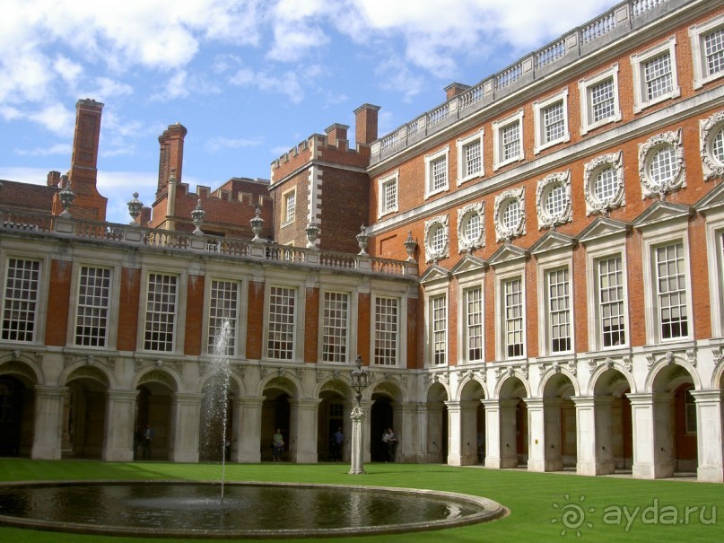Хэмптон Корт Палас — резиденция Тюдоров