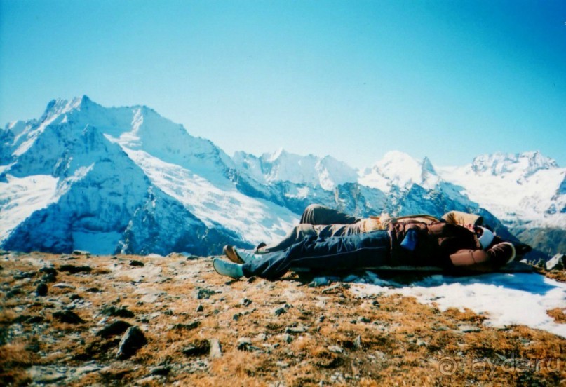 Загар на солнце лучше и ровнее ложится!