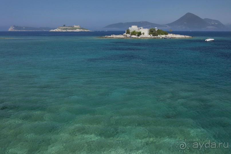 Новый отель в бухте Жаница