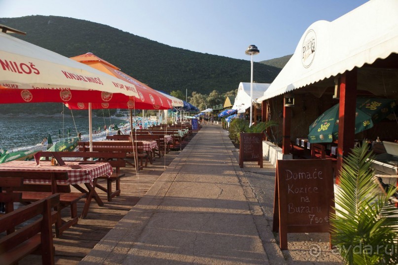 Новый отель в бухте Жаница