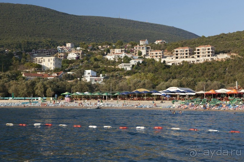 Новый отель в бухте Жаница