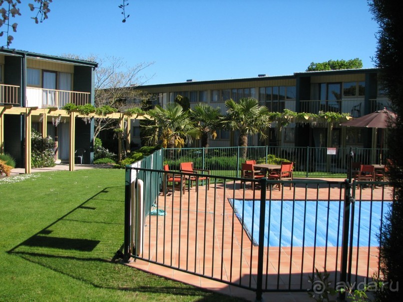 приличный аэропортовский отель