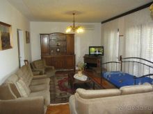 Кухня-гостиная в одних из апартаментов.