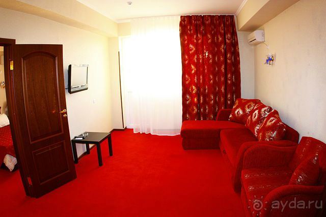 Отдыхали в гостинице прибой летом 2011