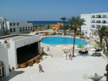 на территории