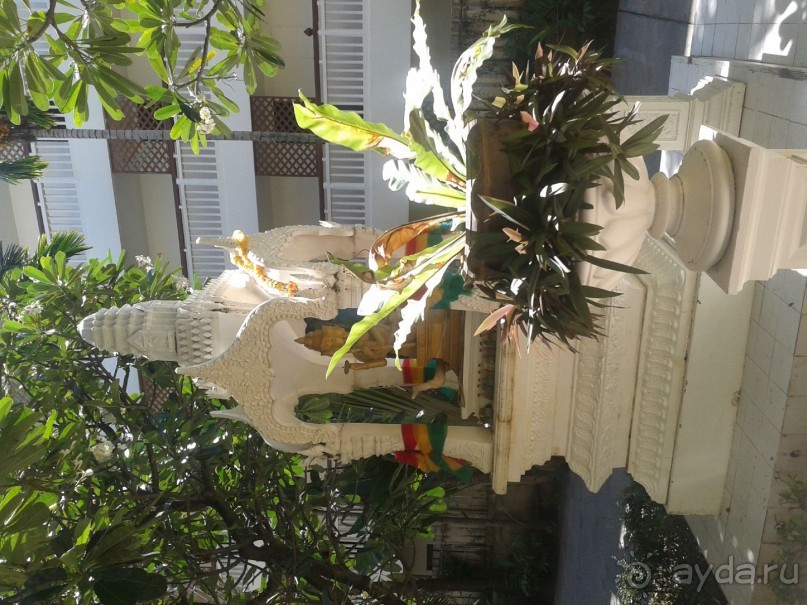 Пхукет Тайланд. Waraburu 4* пляж Карон