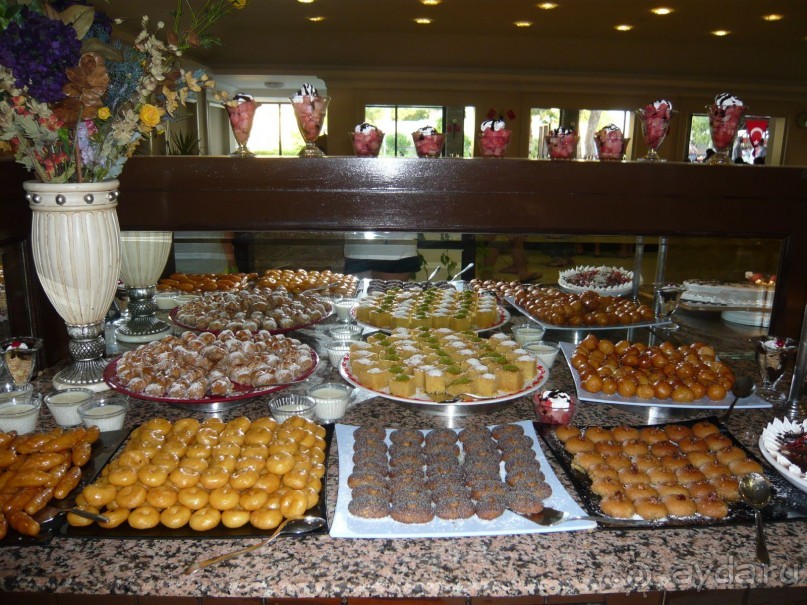 А мы поехали - и ни разу не пожалели:очень гостеприимный отель!