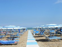  отель соответствует цене 3 звезды-но жена хозяина не выносимая злая тётя