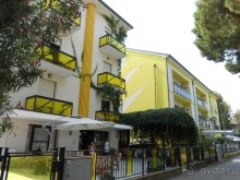  отель соответствует цене 3 звезды-но жена хозяина не выносимая злая тётя