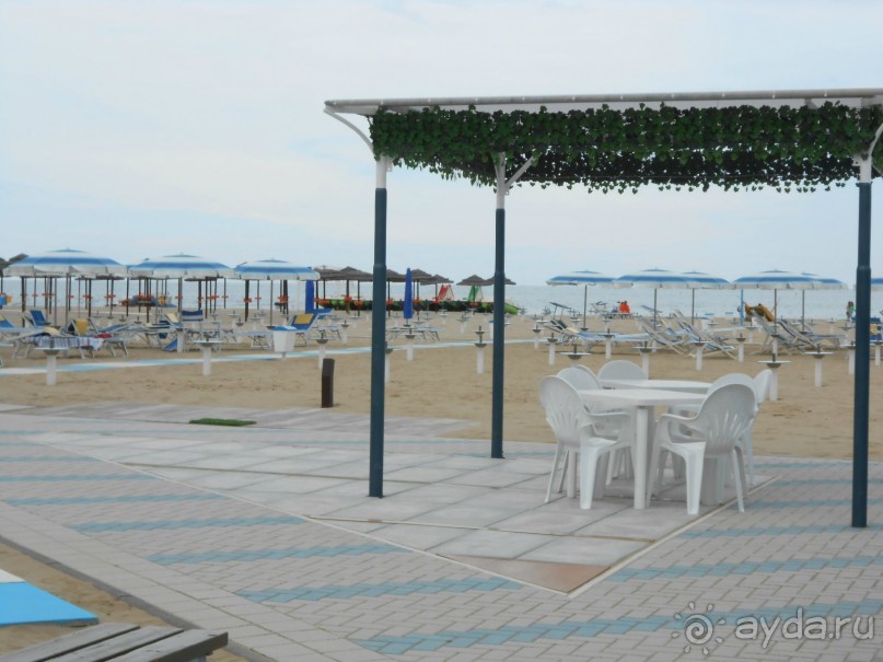  отель соответствует цене 3 звезды-но жена хозяина не выносимая злая тётя