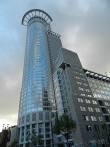 ВестендТурм (нем. Westend Turm, 208 метров)