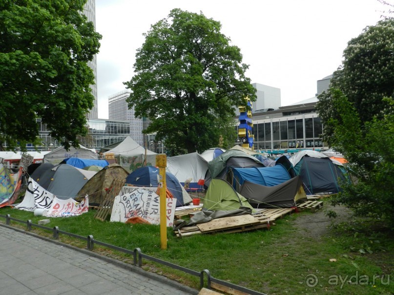 Шалман под символом евро