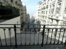 Улицы МонМартра Лестница в город