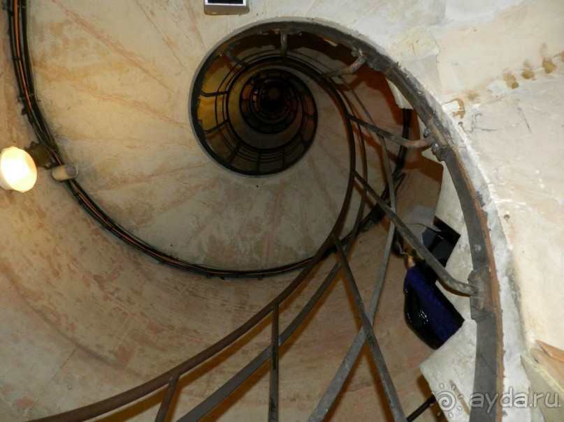 Лестница на Триумфальную Арку
