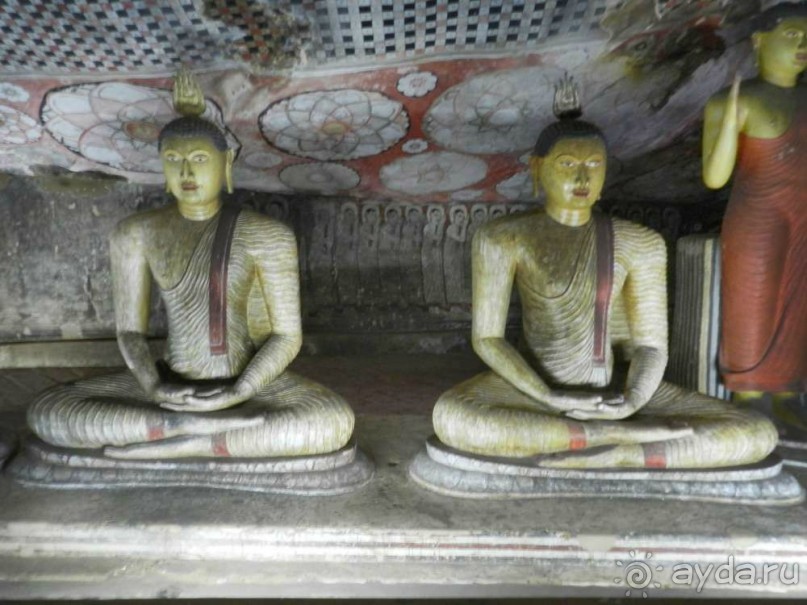 Сидящие Будды