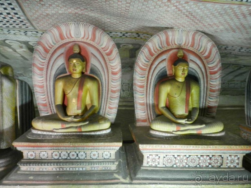 Сидящие Будды